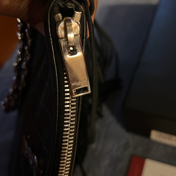 YSL NEW CLUTCH OR WRISTLET ABSOLUTELY BEAUTIFUL NEVER USED - Picture 6 of 12